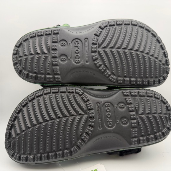 CROCS Classic Clog Wicked Defy Gravity Elphaba Wickedly Beautiful charms Jibbitz - Picture 12 of 16